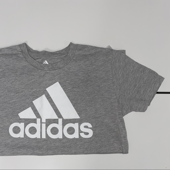 ADIDAS LIGHT GREY CASUAL T SHIRT - Picture 1 of 5